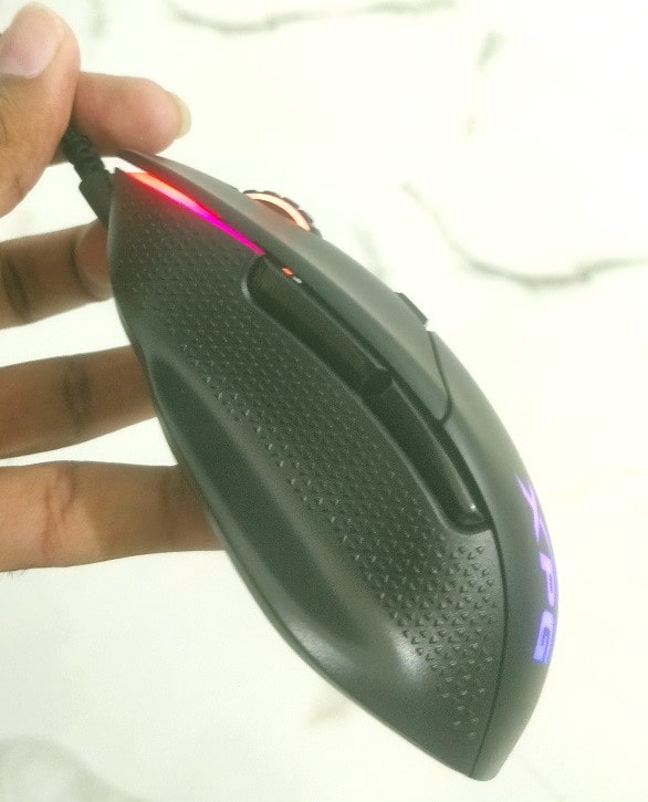 XPG Alpha side mouse view min