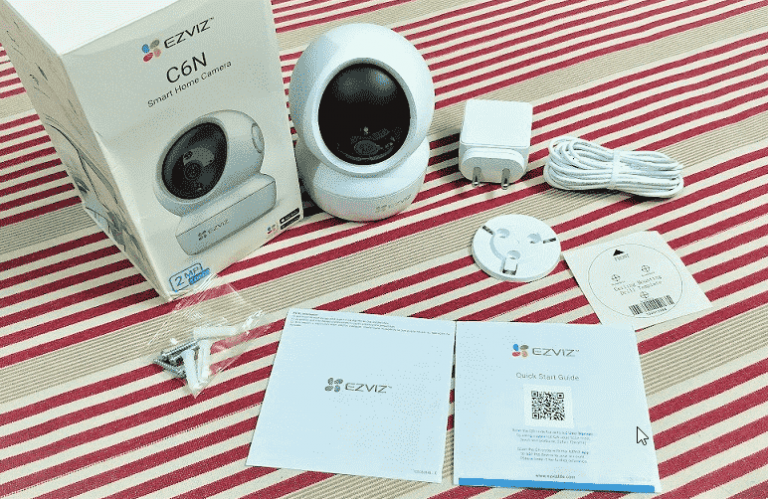 EZVIZ C6N review box items